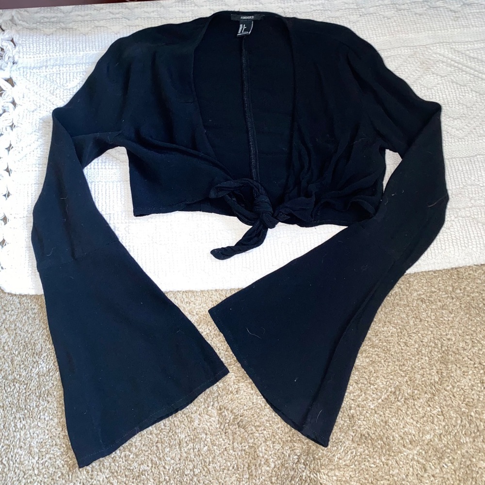 Long sleeve crop